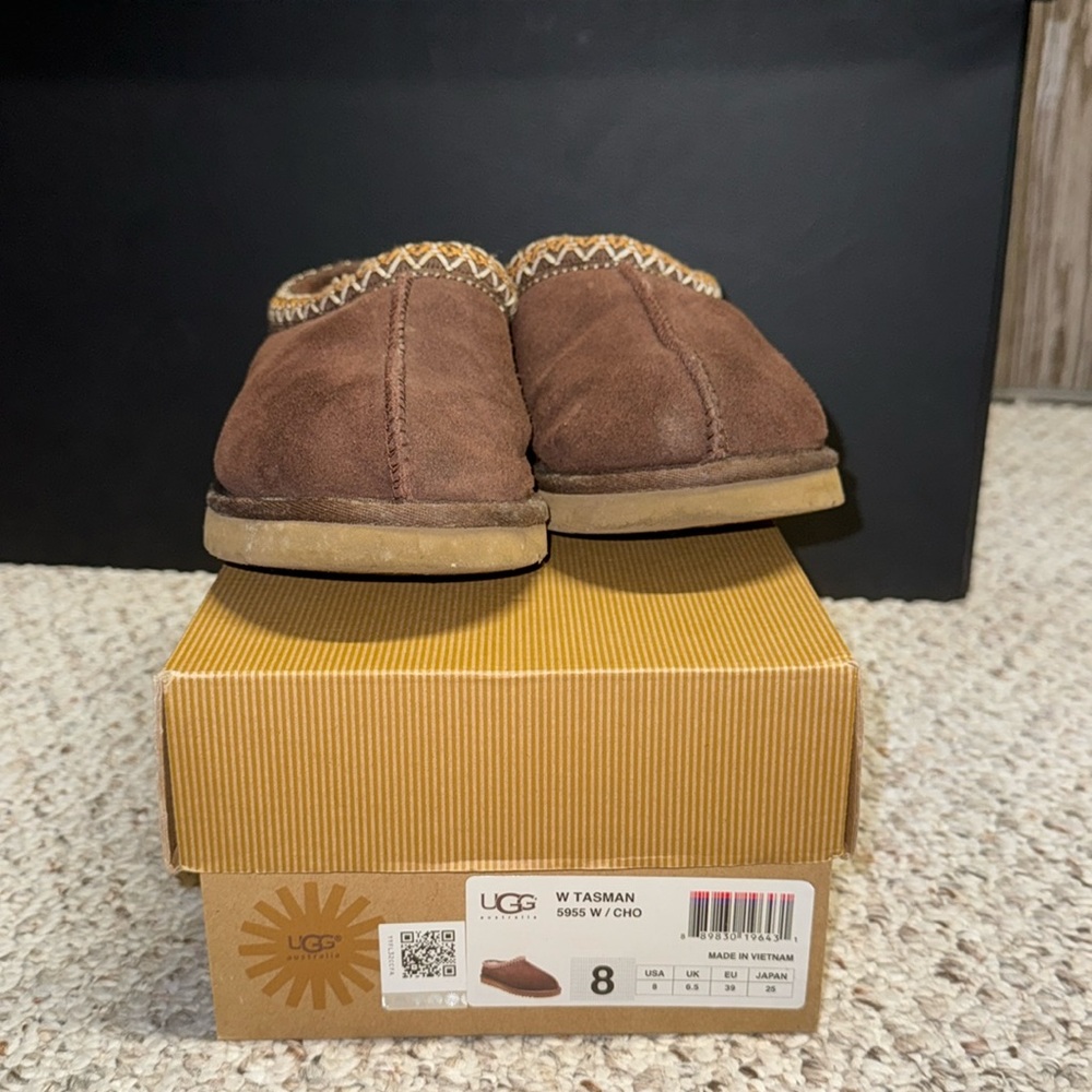 Ugg Tasman